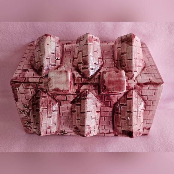 Ceramic Cottage Cookie Jar - Picture 8 of 9